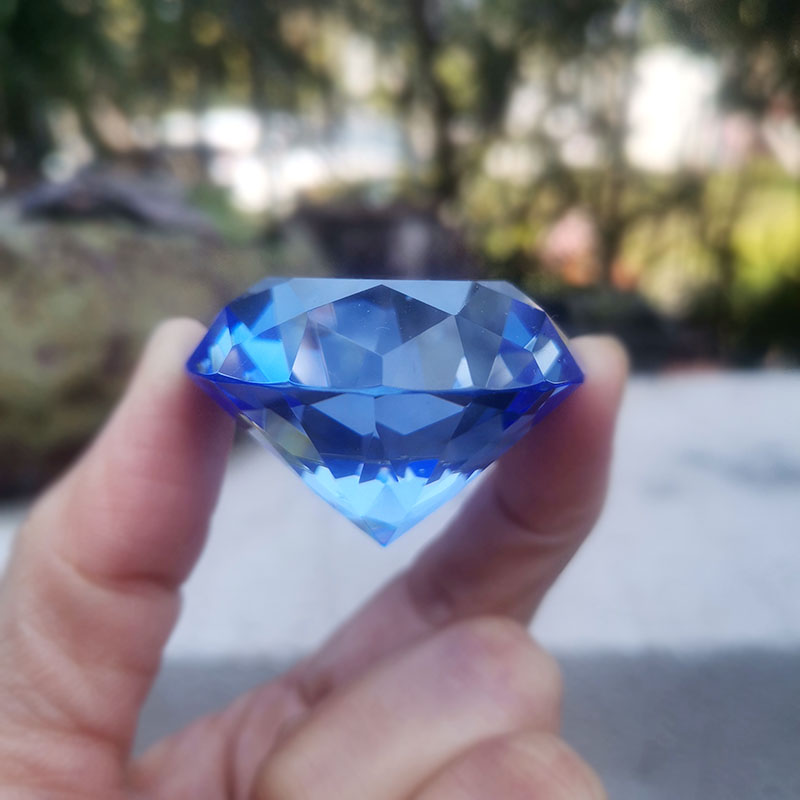 Paper Weight Crystal - 1 adet Kristal Elmas Kağıt Ağırlığı